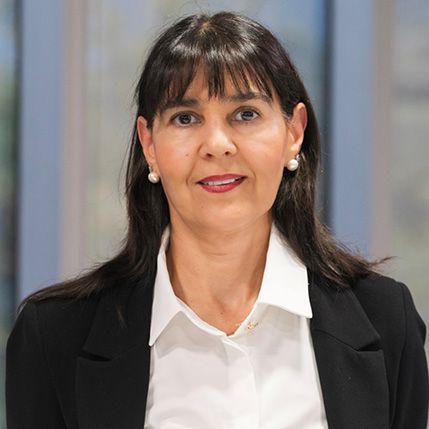 fotografía de [] [], [Asistente de administración Multifamily office]