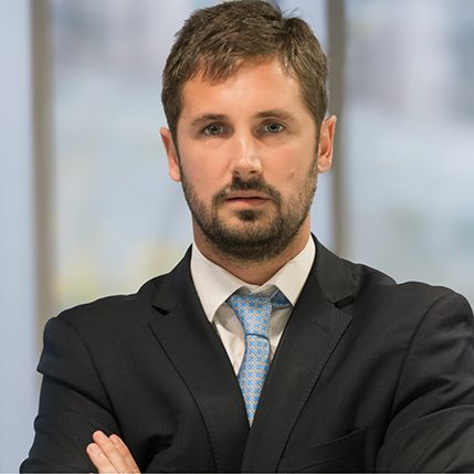 fotografía de [] [], [Gerente Multifamily office]